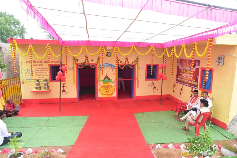 पीएम जनमन आवास योजना से धनिया बाई आदिवासी के पक्‍के मकान का सपना हुआ साकार